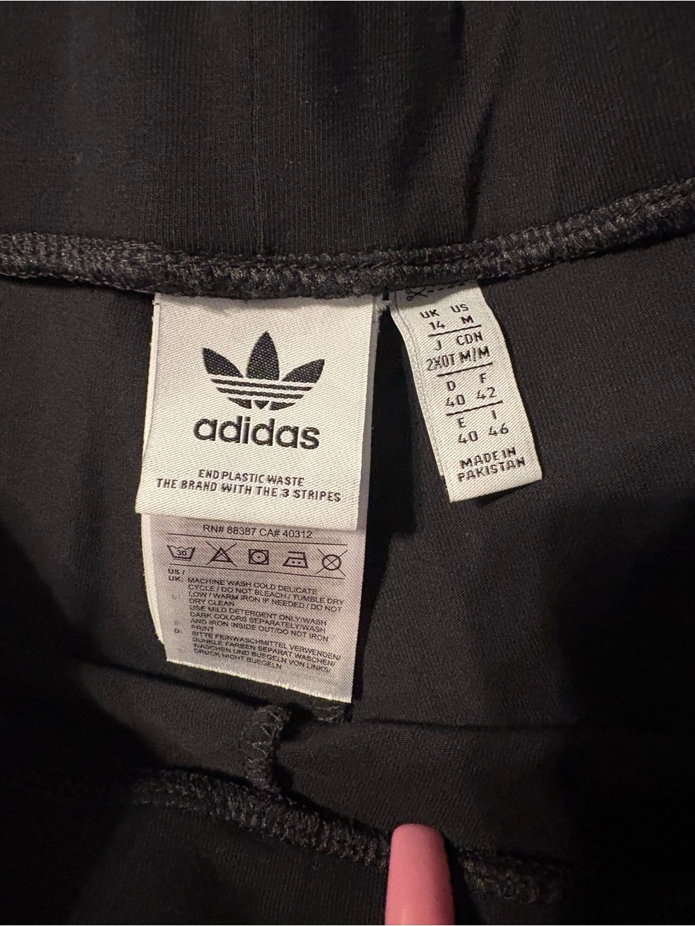 Women’s Adidas jacket and leggings - Picture 3 of 4